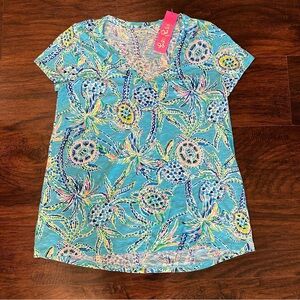 NWT Lilly Pulitzer Etta V-Neck Tshirt